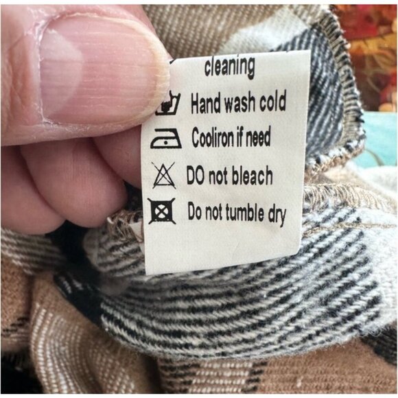 Plaid Button-Up Shirt Jacket 2XL 100% Polyester Hand Wash Cold - Picture 6 of 13